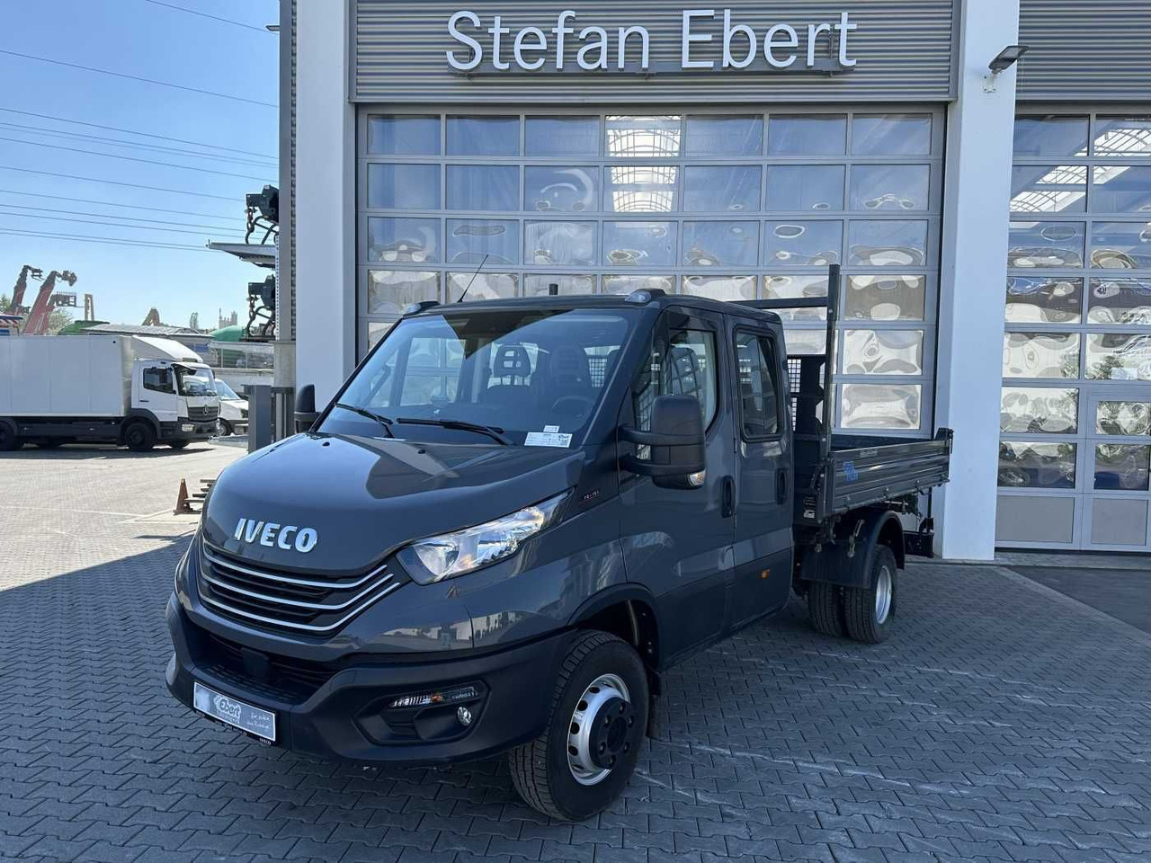 Iveco 70C18H Meiller 3-S.Kipper *R.3750mm*7Sitze*AHK* - Furgoneta basculante: foto 1 Iveco 70C18H Meiller 3-S.Kipper *R.3750mm*7Sitze*AHK* - Furgoneta basculante: foto 1