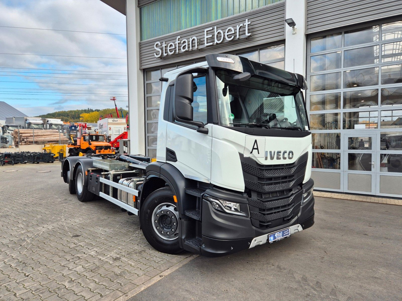 Iveco AD280X46Y/PS ON Palfinger PH T 20 SLD5 Intarder - Camión multibasculante: foto 2 Iveco AD280X46Y/PS ON Palfinger PH T 20 SLD5 Intarder - Camión multibasculante: foto 2