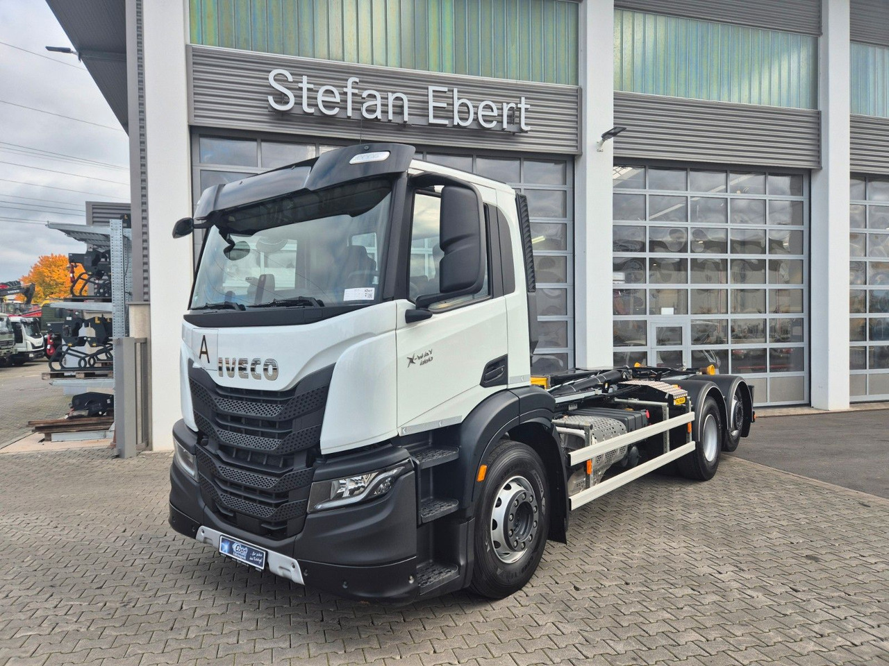 Iveco AD280X46Y/PS ON Palfinger PH T 20 SLD5 Intarder - Camión multibasculante: foto 1 Iveco AD280X46Y/PS ON Palfinger PH T 20 SLD5 Intarder - Camión multibasculante: foto 1