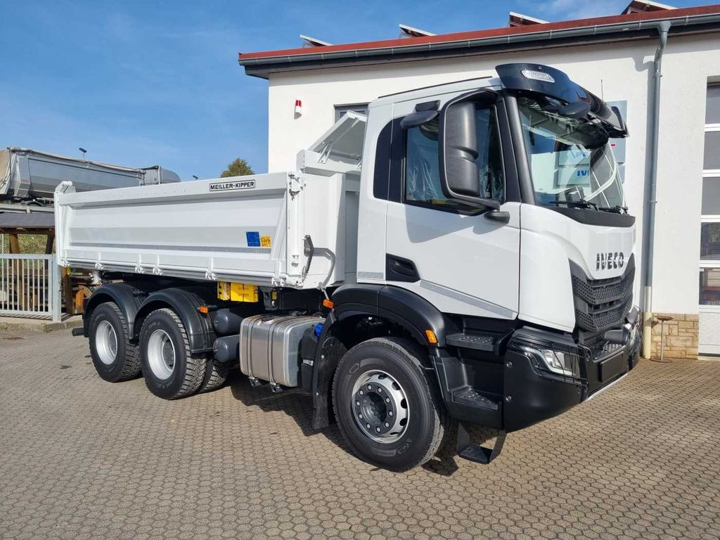 Iveco AD300X48Z HR OFF 6x4 Meiller-Kipper + Bordmatik Iveco AD300X48Z HR OFF 6x4 Meiller-Kipper + Bordmatik - Camión volquete: foto 5 Iveco AD300X48Z HR OFF 6x4 Meiller-Kipper + Bordmatik Iveco AD300X48Z HR OFF 6x4 Meiller-Kipper + Bordmatik - Camión volquete: foto 5