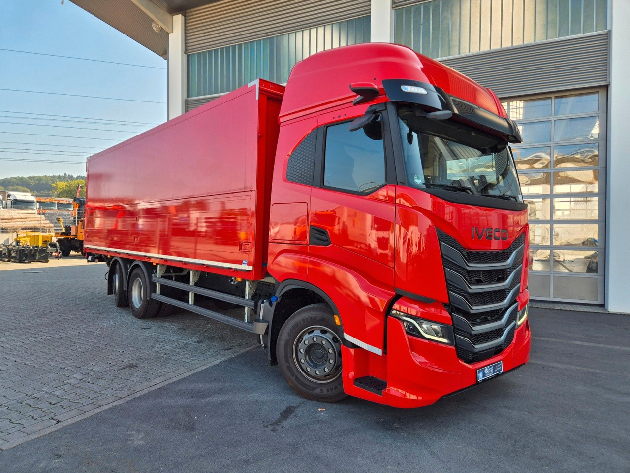 Iveco AS260S50Y/FS Schwenkwand LBW 2xAHK CAM Intarder - Camión transporte de bebidas: foto 2 Iveco AS260S50Y/FS Schwenkwand LBW 2xAHK CAM Intarder - Camión transporte de bebidas: foto 2