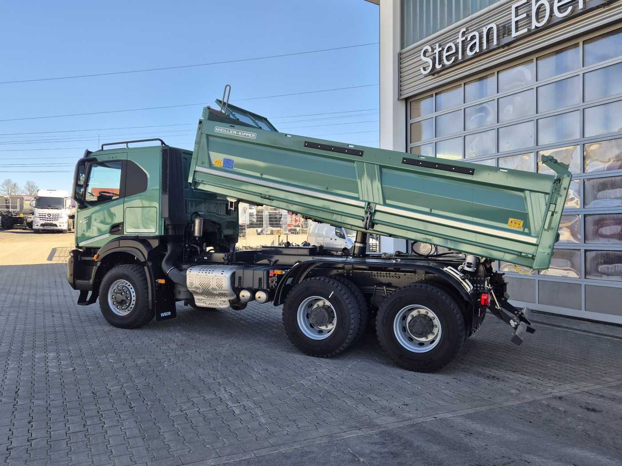 Iveco AT300X48Z HR OFF 6x4 Meiller-Kipper + Bordmatik - Camión volquete: foto 3 Iveco AT300X48Z HR OFF 6x4 Meiller-Kipper + Bordmatik - Camión volquete: foto 3