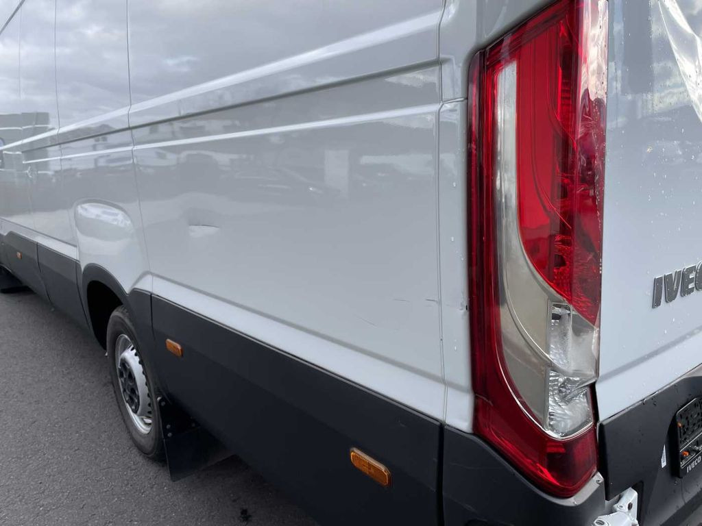 Iveco Daily 35 S 16 A8 V *Klima*Automatik*L4.100mm* - Furgón: foto 5 Iveco Daily 35 S 16 A8 V *Klima*Automatik*L4.100mm* - Furgón: foto 5