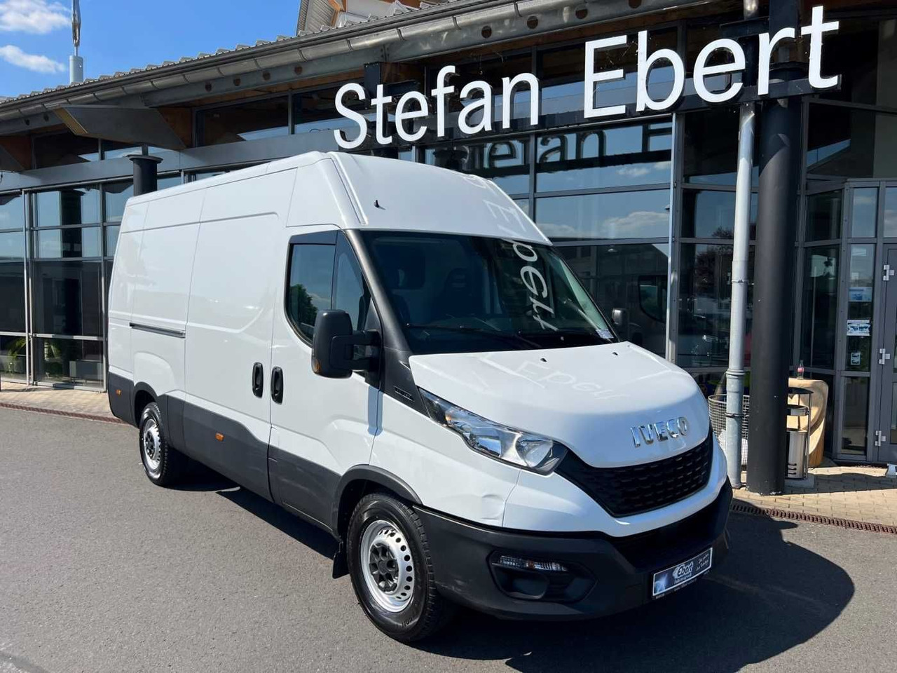 Iveco Daily 35 S 16 V *Klima*3.520mm* - Furgón: foto 2 Iveco Daily 35 S 16 V *Klima*3.520mm* - Furgón: foto 2