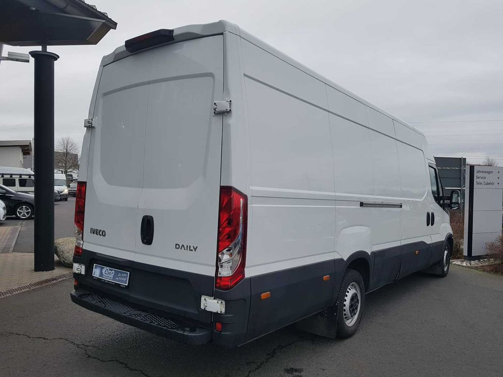 Iveco Daily 35 S 16 V *Klima*L4.100mm* Iveco Daily 35 S 16 V *Klima*L4.100mm* - Furgón: foto 4 Iveco Daily 35 S 16 V *Klima*L4.100mm* Iveco Daily 35 S 16 V *Klima*L4.100mm* - Furgón: foto 4