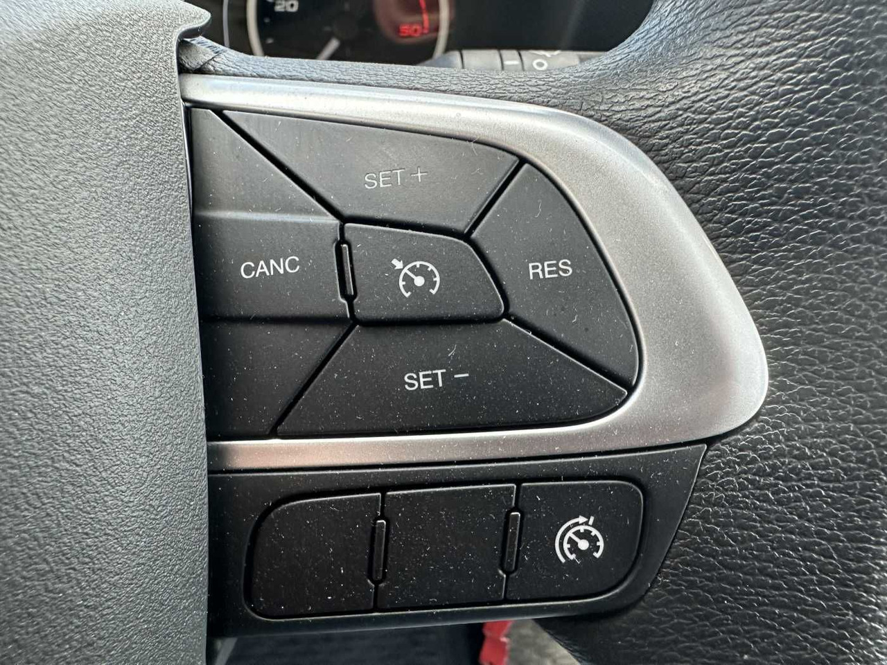 Furgoneta con lona Iveco Daily 35S14 Pritsche+Plane *AHK*Ladekran*7-Sitze: foto 15