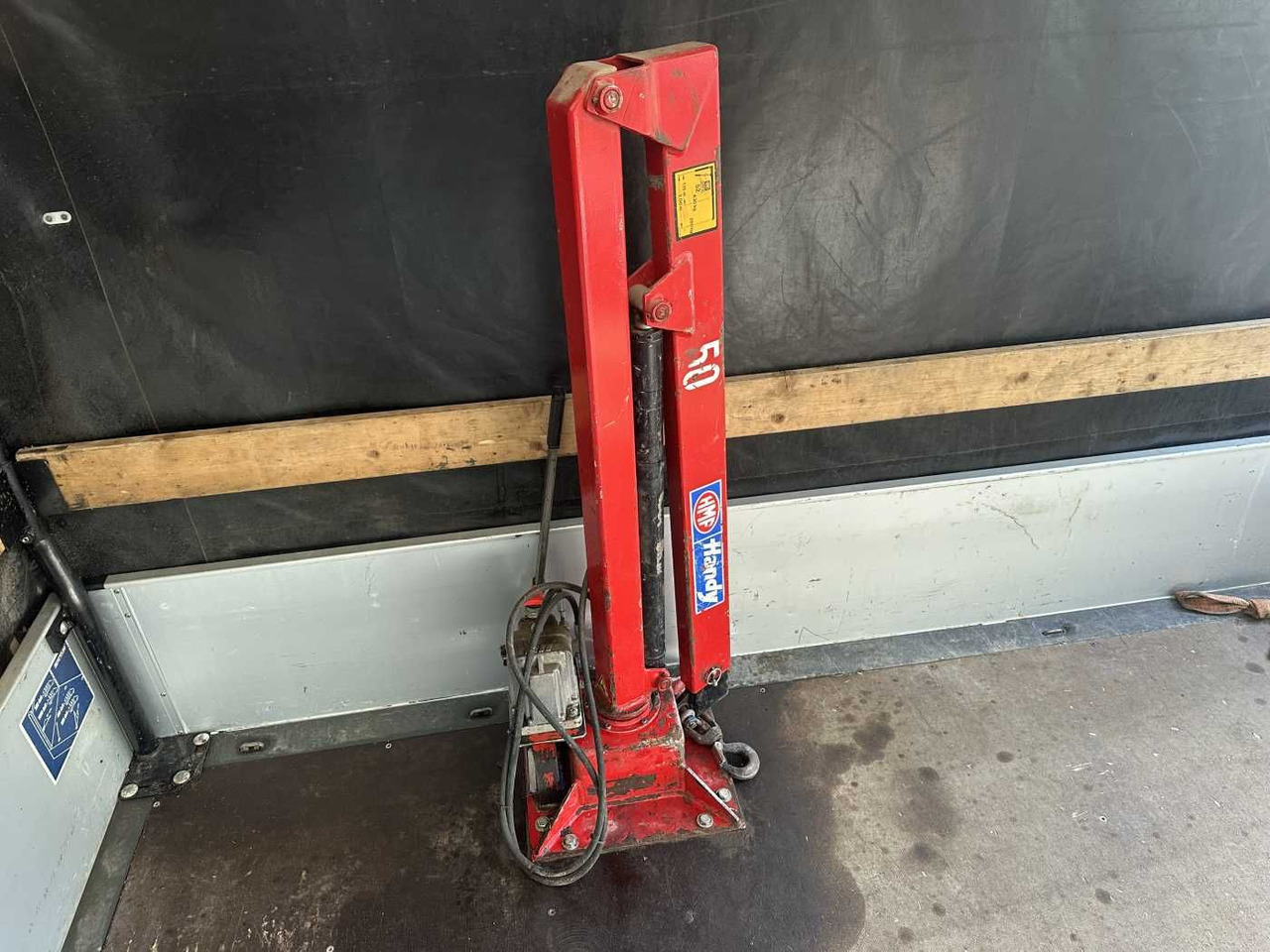 Furgoneta con lona Iveco Daily 35S14 Pritsche+Plane *AHK*Ladekran*7-Sitze: foto 7