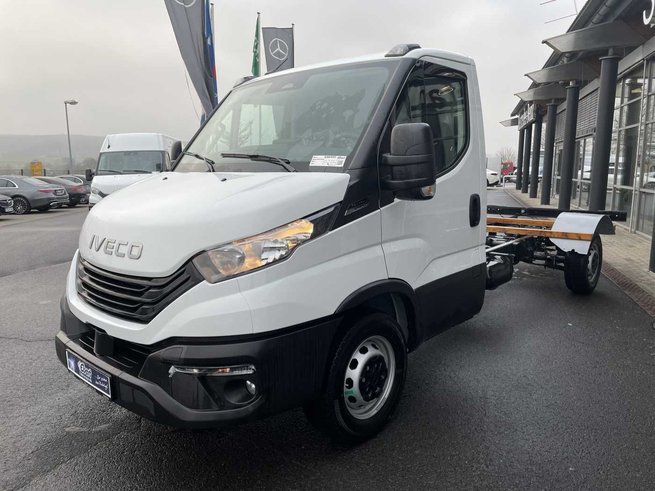 Iveco Daily 35S14H A8 *R4100mm*Automatik*Luft* - Furgoneta caja cerrada: foto 2 Iveco Daily 35S14H A8 *R4100mm*Automatik*Luft* - Furgoneta caja cerrada: foto 2