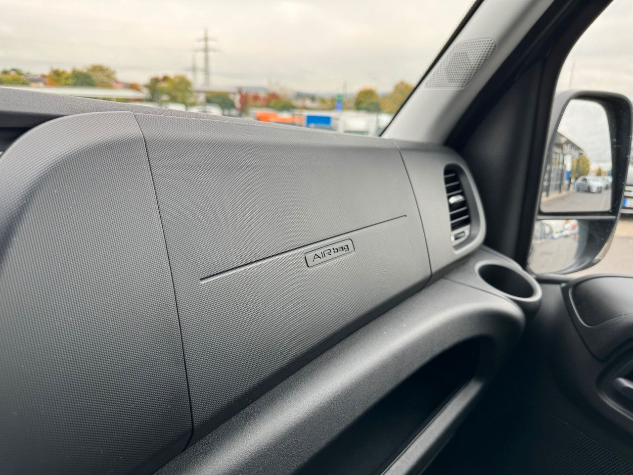 Furgón Iveco Daily 35S18HA8 3.0L *R3.520mm*AHK*2xSchiebetür*: foto 20