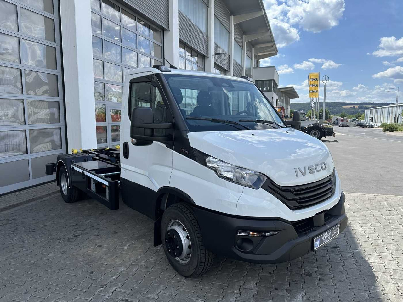 Iveco Daily 70C18H/P *R3.750mm*2xAHK*Luft* - Camión multibasculante: foto 3 Iveco Daily 70C18H/P *R3.750mm*2xAHK*Luft* - Camión multibasculante: foto 3