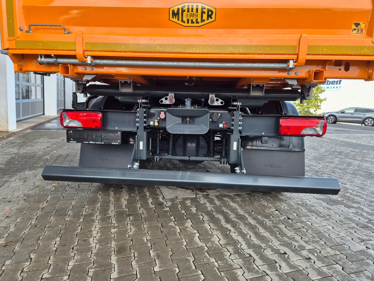 Camión volquete Iveco Eurocargo ML180E32K 4x2 Meiller AHK: foto 12 Camión volquete Iveco Eurocargo ML180E32K 4x2 Meiller AHK: foto 12