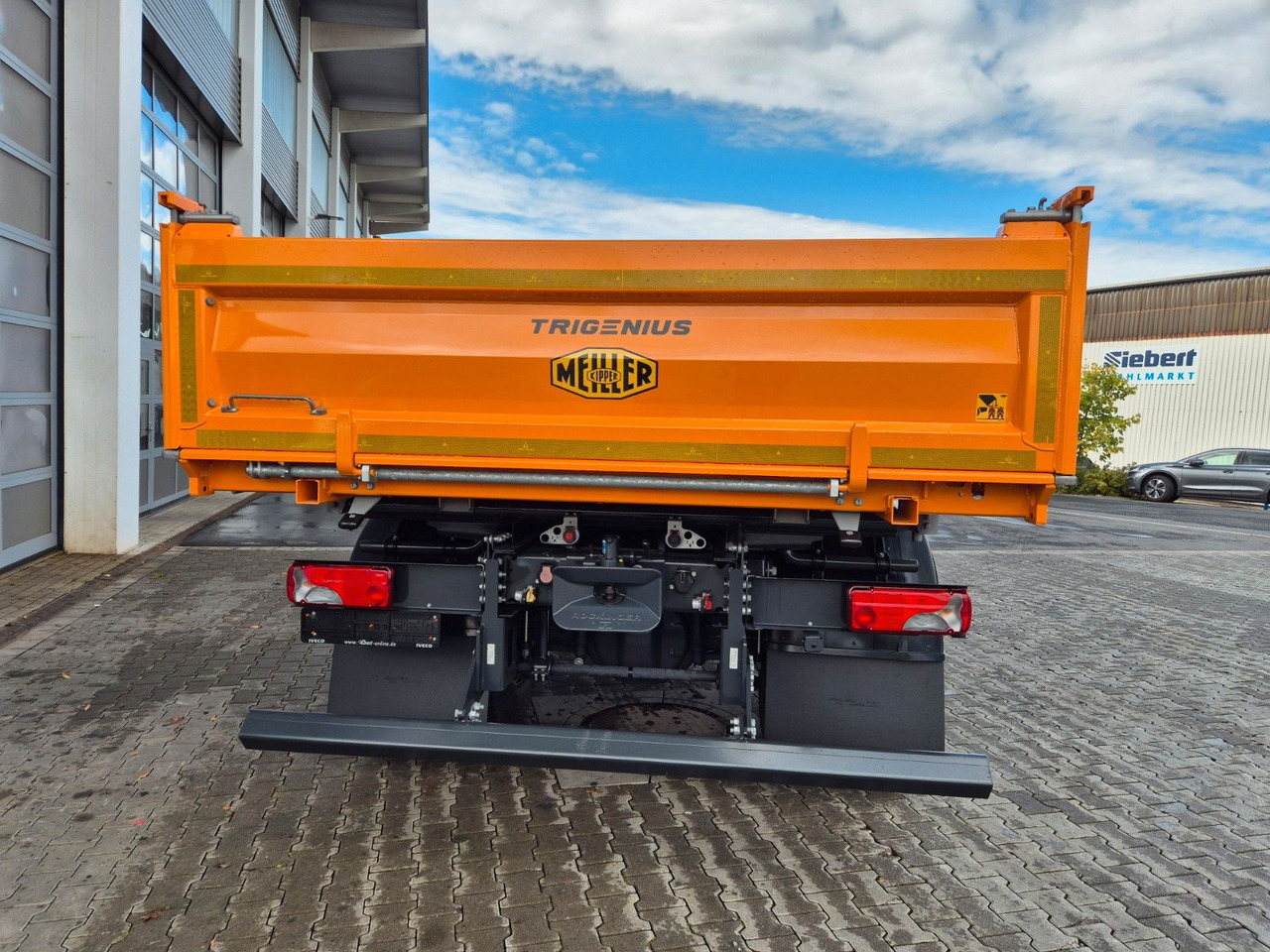 Camión volquete Iveco Eurocargo ML180E32K 4x2 Meiller AHK: foto 11 Camión volquete Iveco Eurocargo ML180E32K 4x2 Meiller AHK: foto 11