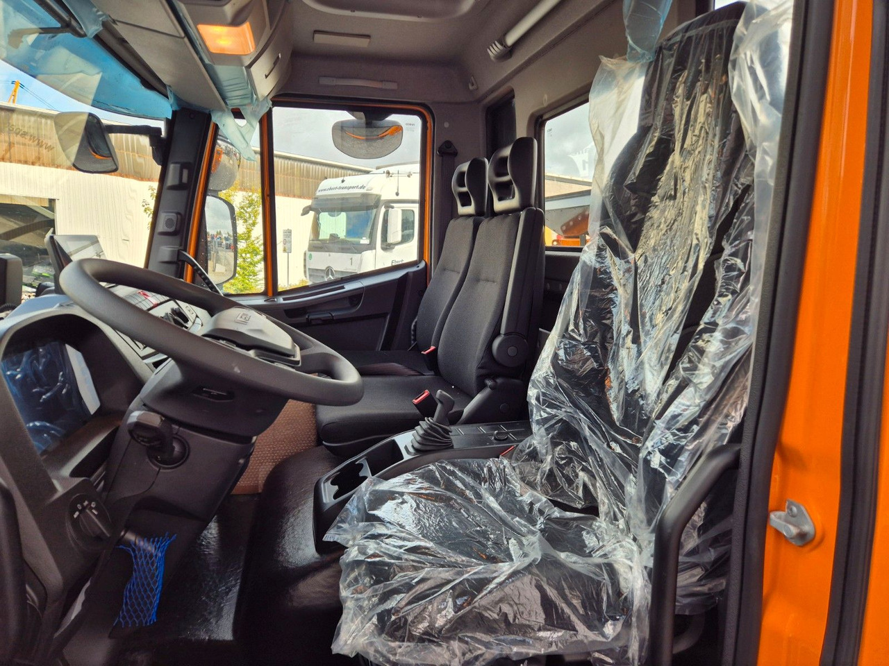 Camión volquete Iveco Eurocargo ML180E32K 4x2 Meiller AHK: foto 16 Camión volquete Iveco Eurocargo ML180E32K 4x2 Meiller AHK: foto 16