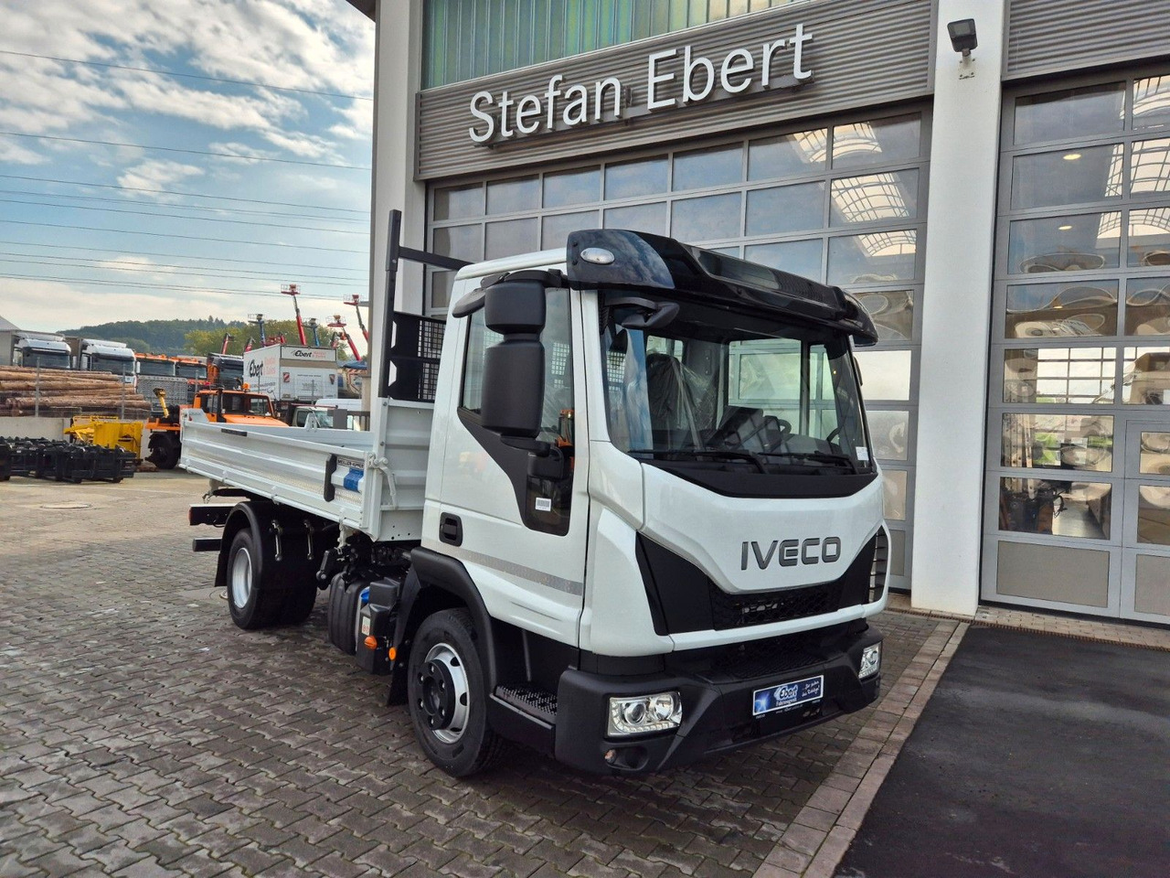 Iveco Eurocargo ML80E21 Meiller 2x AHK 3 Sitze Klima - Furgoneta basculante: foto 3 Iveco Eurocargo ML80E21 Meiller 2x AHK 3 Sitze Klima - Furgoneta basculante: foto 3