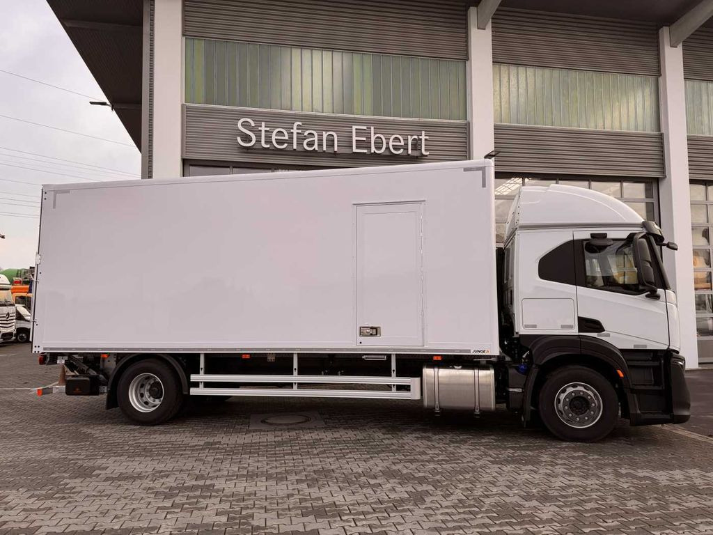Iveco S-Way AT190S40/P LBW 2.000kg Tür Navi Bett - Camión caja cerrada: foto 5 Iveco S-Way AT190S40/P LBW 2.000kg Tür Navi Bett - Camión caja cerrada: foto 5