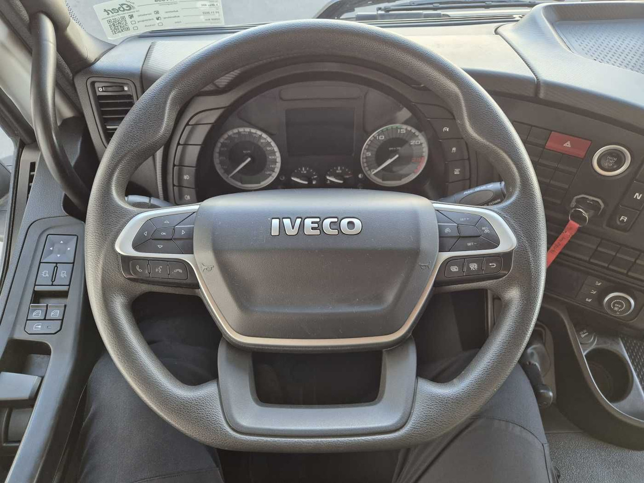Camión volquete Iveco X-Way AD300X48Z HR 6x4 Intarder Bordmatic Kamera: foto 12