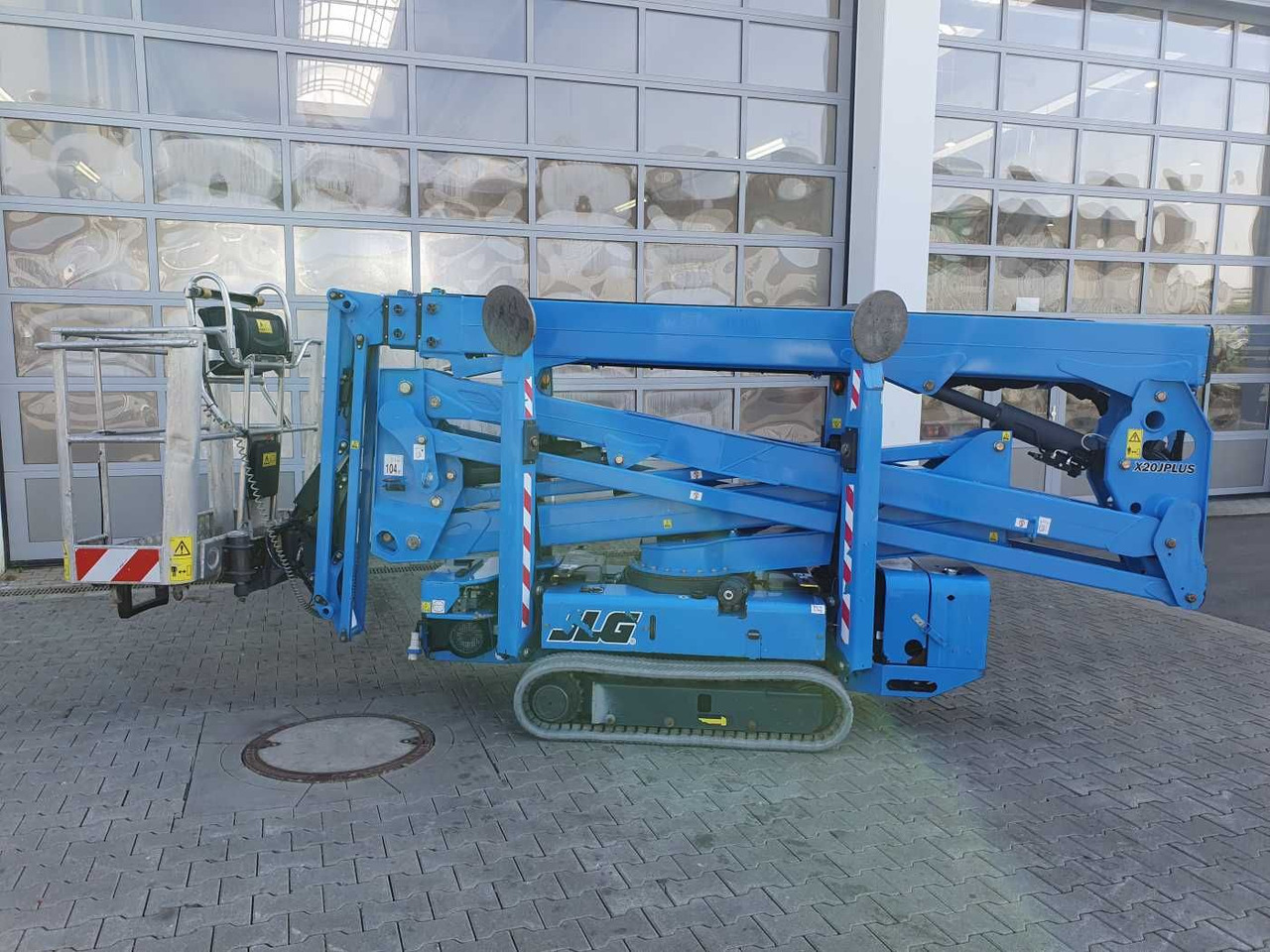 JLG X20JP / 20m / Benzin / 650h / 1.600h - Camión con plataforma elevadora: foto 3 JLG X20JP / 20m / Benzin / 650h / 1.600h - Camión con plataforma elevadora: foto 3