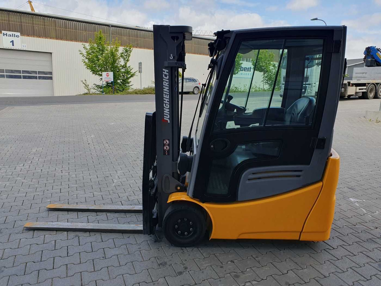 Carretilla elevadora eléctrica Jungheinrich EFG 215 / Triplex: 4.25m! / SS /  2.472h! / 2020: foto 6