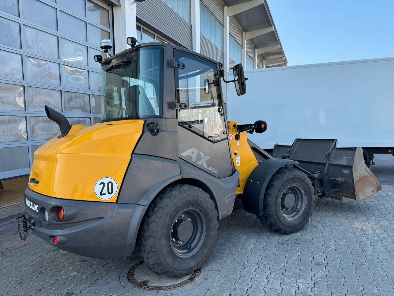 MECALAC AX850 / nur 671h / 11.2022 / Gabel / Schaufel - Cargadora de ruedas: foto 3 MECALAC AX850 / nur 671h / 11.2022 / Gabel / Schaufel - Cargadora de ruedas: foto 3