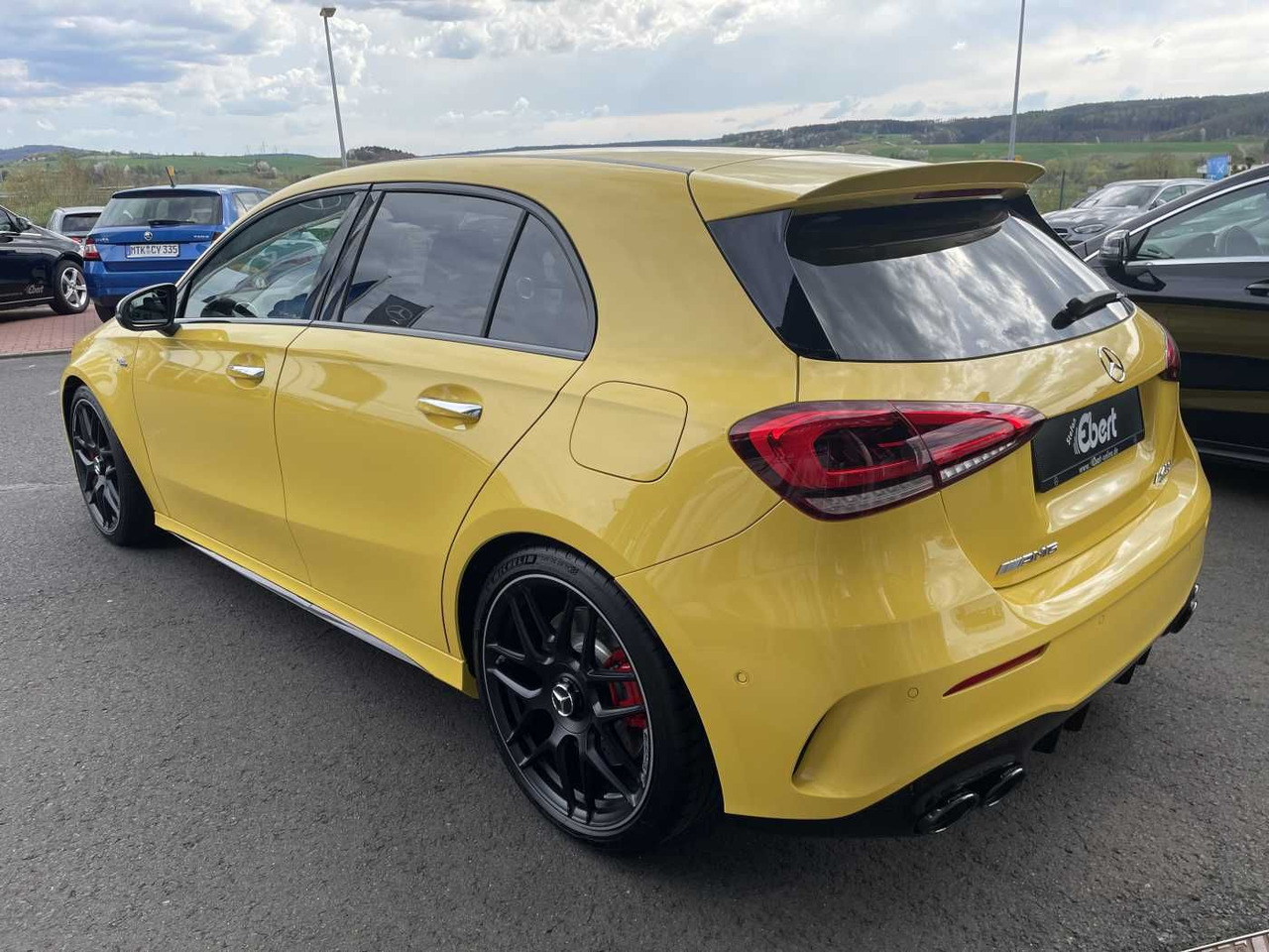 Mercedes-Benz A 45 S AMG PerfSitz+Night+PAGA+RIDE +19' - Sedan: foto 3 Mercedes-Benz A 45 S AMG PerfSitz+Night+PAGA+RIDE +19' - Sedan: foto 3