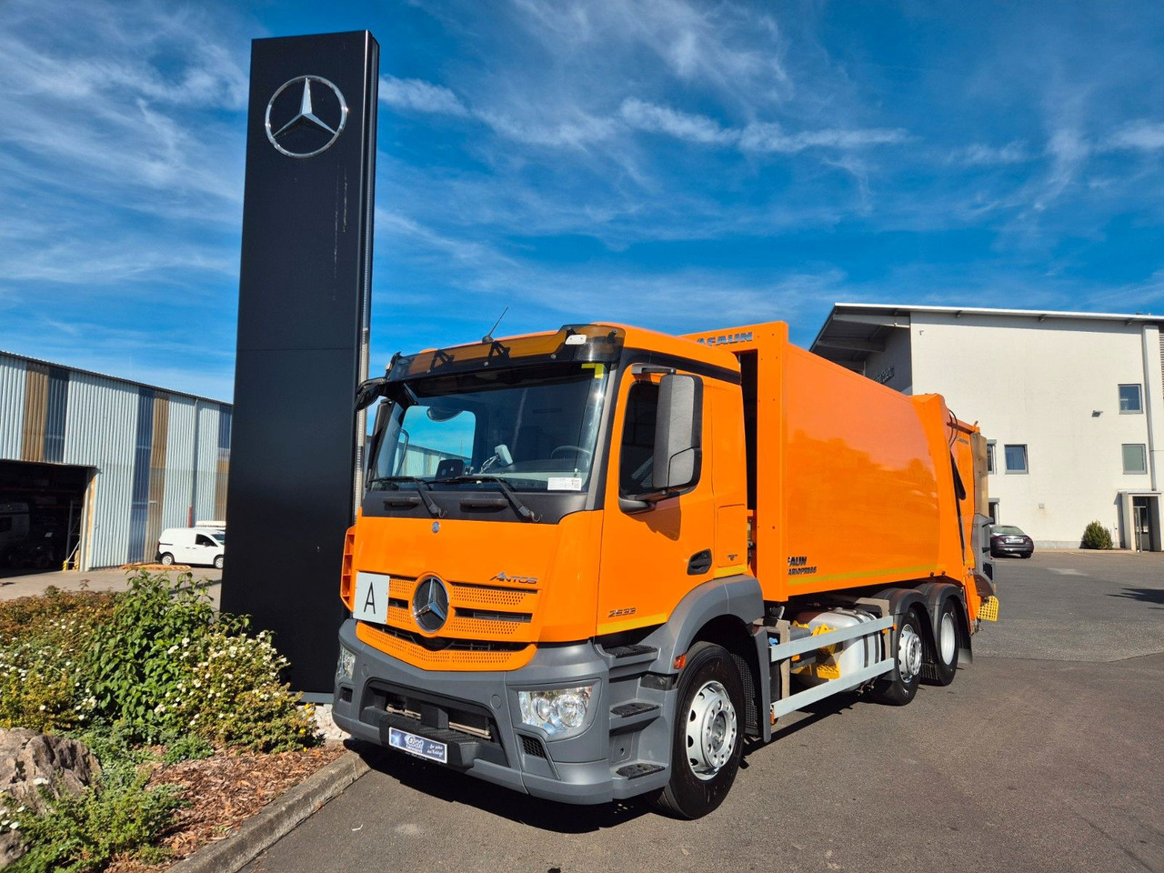 Mercedes-Benz Actros 2533 L Faun Variopress II524 V19 Zoeller - Camión de basura: foto 1 Mercedes-Benz Actros 2533 L Faun Variopress II524 V19 Zoeller - Camión de basura: foto 1