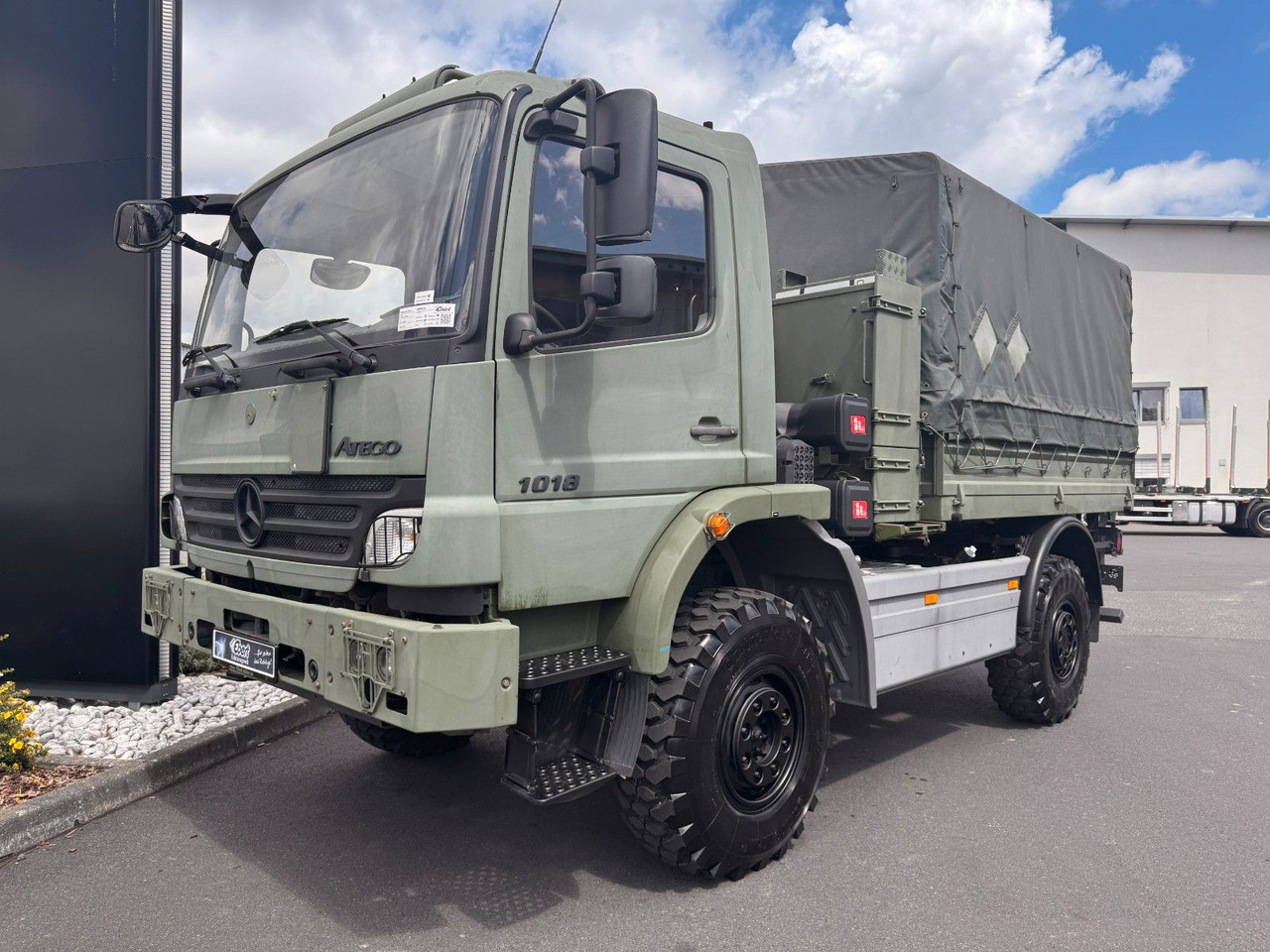 Mercedes-Benz Atego 1018 A 4x4 Singlebereifung 7 Stück vorh. - Camión caja abierta: foto 2 Mercedes-Benz Atego 1018 A 4x4 Singlebereifung 7 Stück vorh. - Camión caja abierta: foto 2