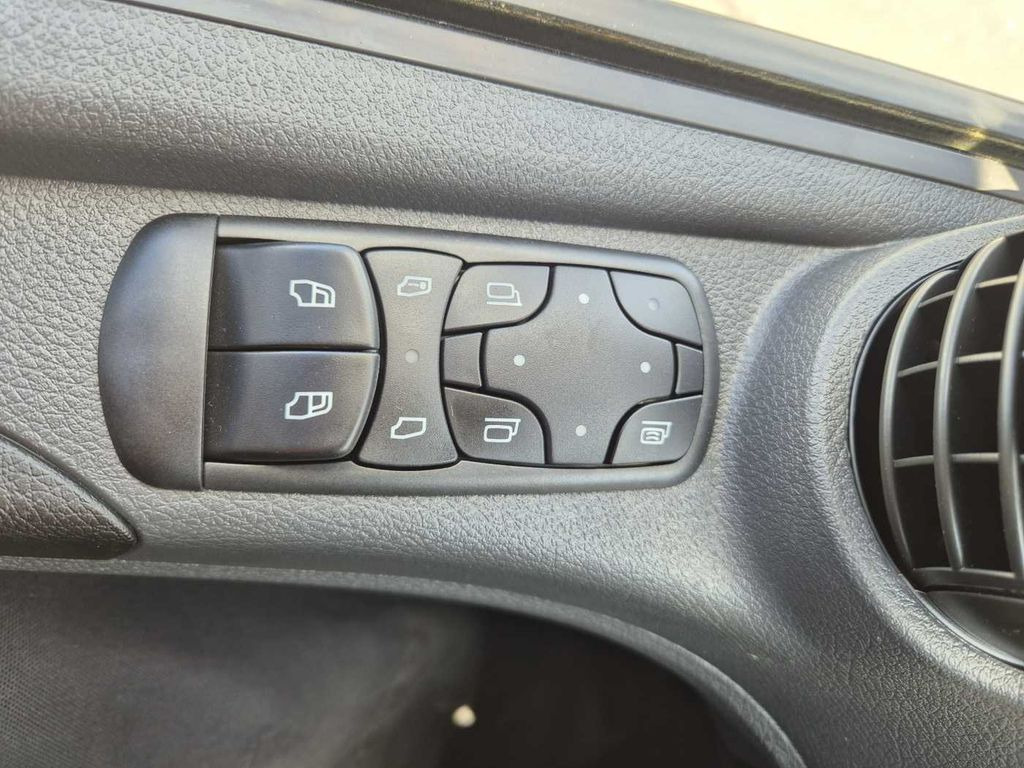 Camión chasis nuevo Mercedes-Benz Atego 818 L Fahrgestell, 6 Stück vorhanden: foto 15