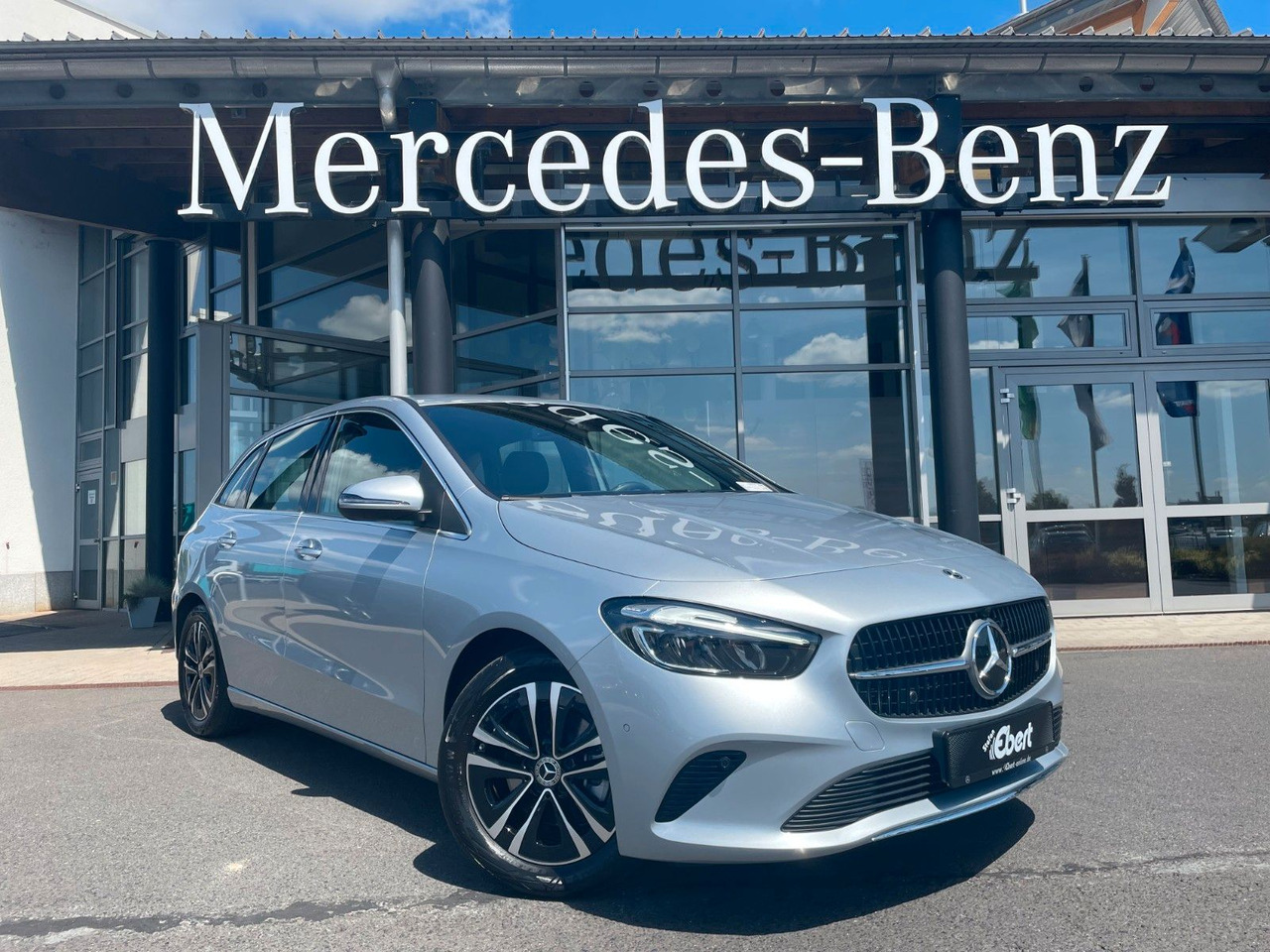 Mercedes-Benz B 200 Progressive R-Kamera+Carplay+Ambiente+Keyl - Coche familiar: foto 1 Mercedes-Benz B 200 Progressive R-Kamera+Carplay+Ambiente+Keyl - Coche familiar: foto 1