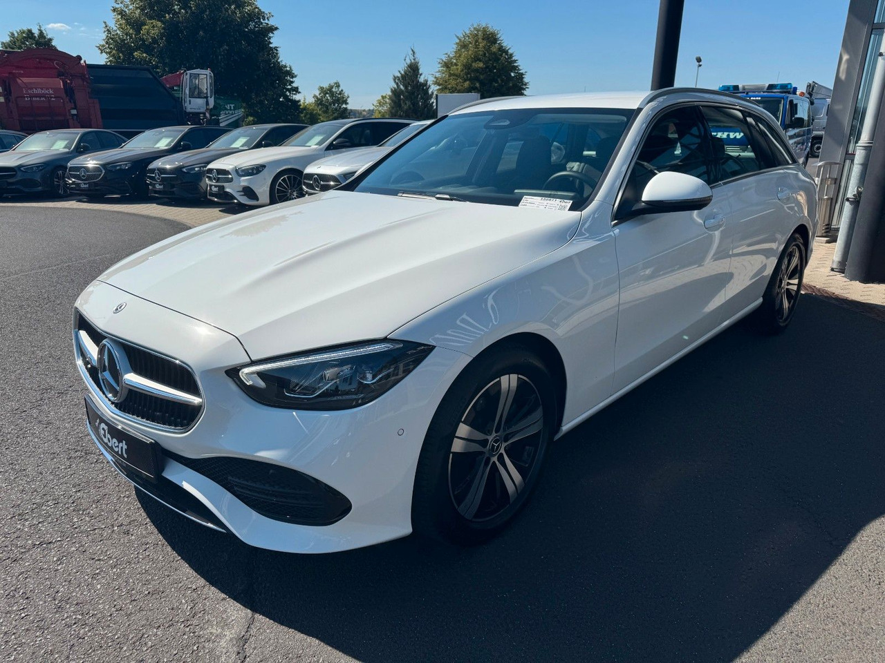 Mercedes-Benz C 180 T Avantgarde+AHK+Memory+Ambiente+TotW - Coche familiar: foto 2 Mercedes-Benz C 180 T Avantgarde+AHK+Memory+Ambiente+TotW - Coche familiar: foto 2