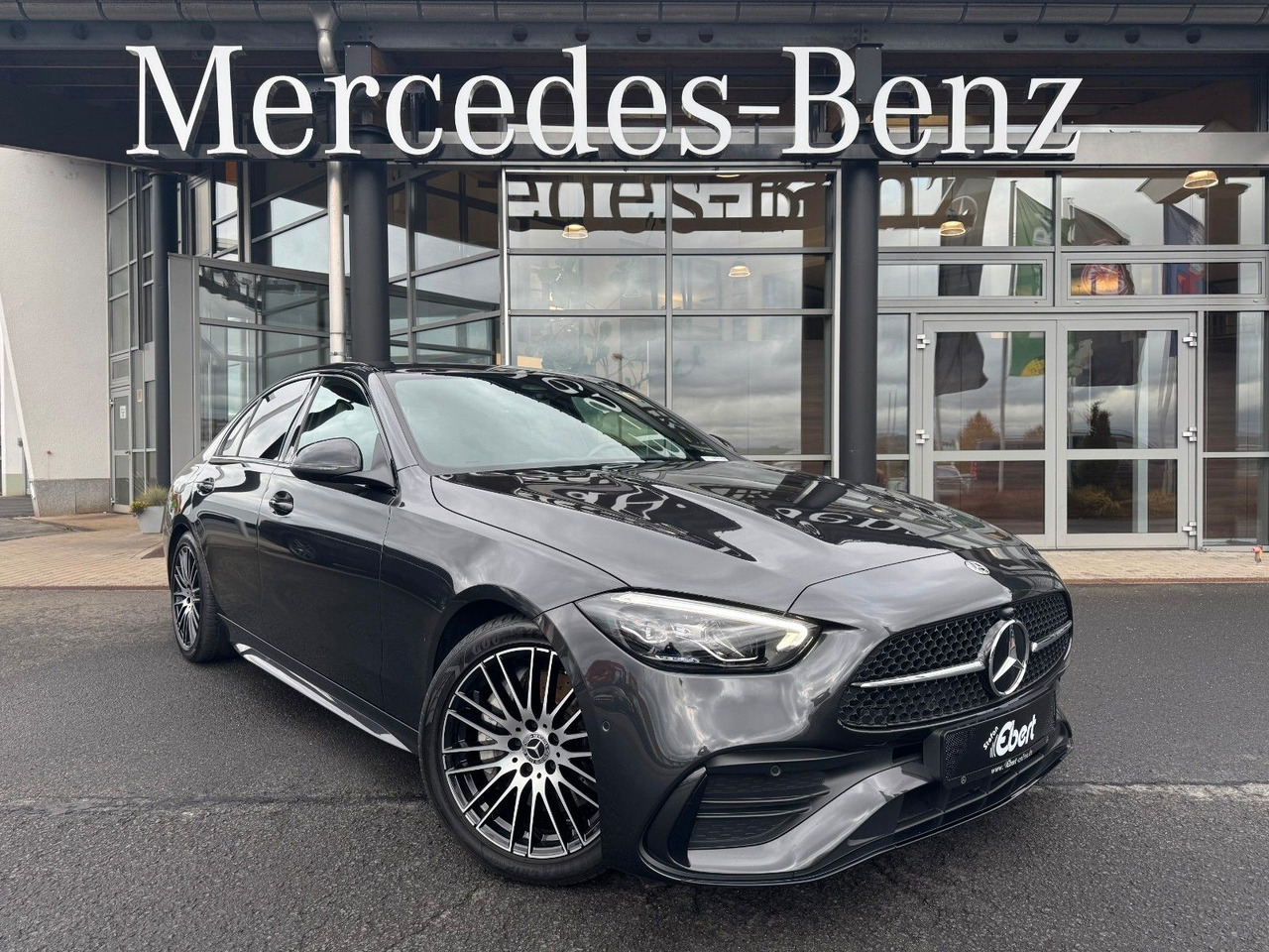 Mercedes-Benz C 300d AMG+AHK+RFK+Ambiente+Night+SportfahrW - Sedan: foto 1 Mercedes-Benz C 300d AMG+AHK+RFK+Ambiente+Night+SportfahrW - Sedan: foto 1