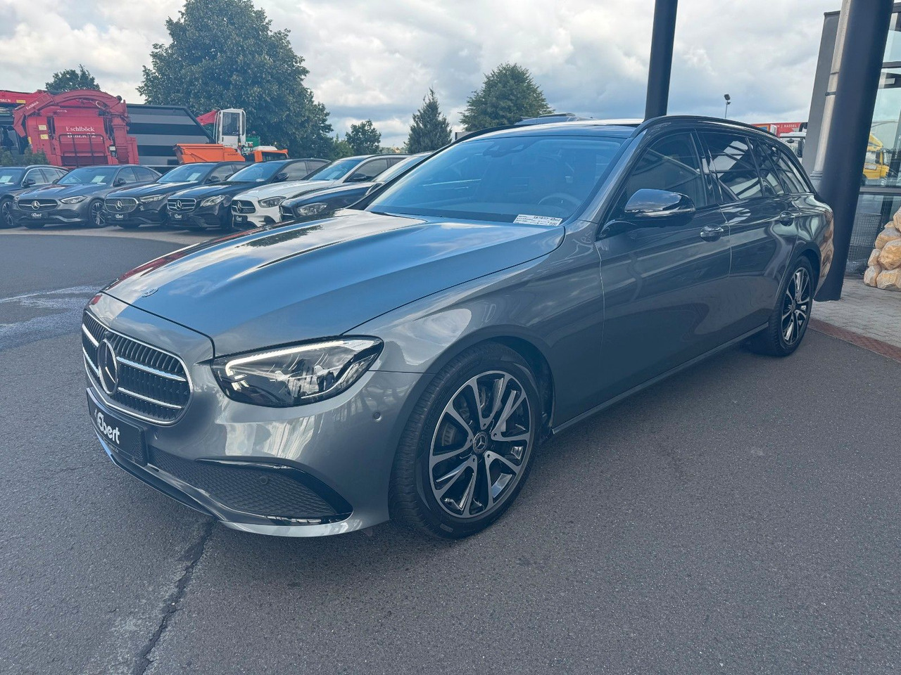 Mercedes-Benz E 220d Avantgarde+DistrPlus+Pano+Burm+360+Night - Coche familiar: foto 2 Mercedes-Benz E 220d Avantgarde+DistrPlus+Pano+Burm+360+Night - Coche familiar: foto 2