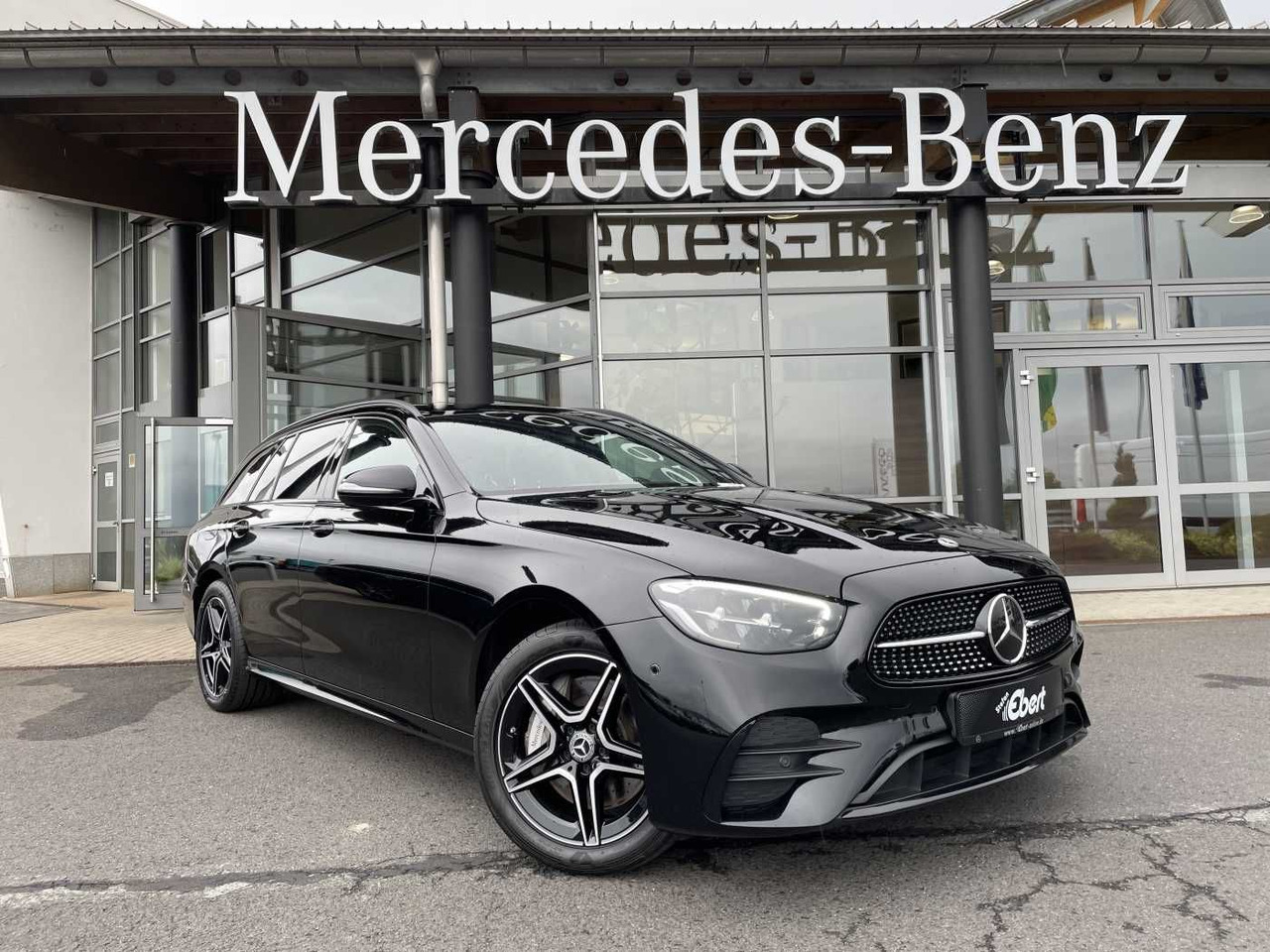 Mercedes-Benz E 300 T de 4M AMG+AHK+Distr+Burm+ R-Kamera+Carpl - Coche: foto 1 Mercedes-Benz E 300 T de 4M AMG+AHK+Distr+Burm+ R-Kamera+Carpl - Coche: foto 1
