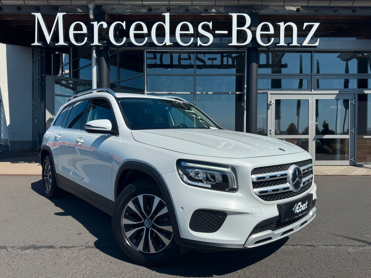 Mercedes-Benz GLB 180 Style+Distronic+RKamera+Vollleder - SUV/ Todoterreno: foto 1 Mercedes-Benz GLB 180 Style+Distronic+RKamera+Vollleder - SUV/ Todoterreno: foto 1