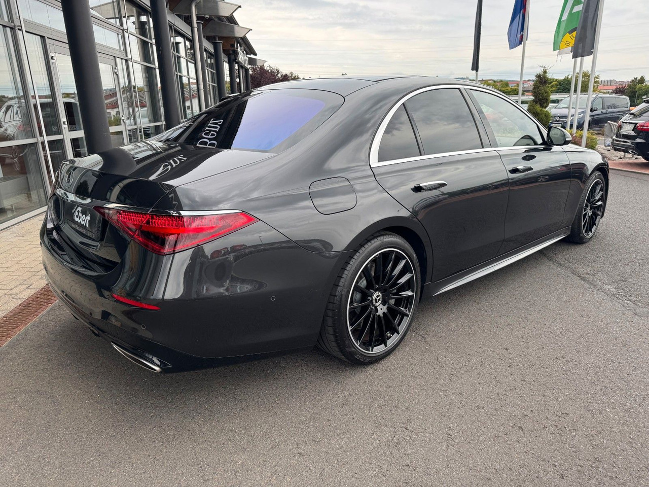 Mercedes-Benz S 580e AMG+Pano+Digital+Burm+3D+AirM+HUD+360+ - Sedan: foto 4 Mercedes-Benz S 580e AMG+Pano+Digital+Burm+3D+AirM+HUD+360+ - Sedan: foto 4