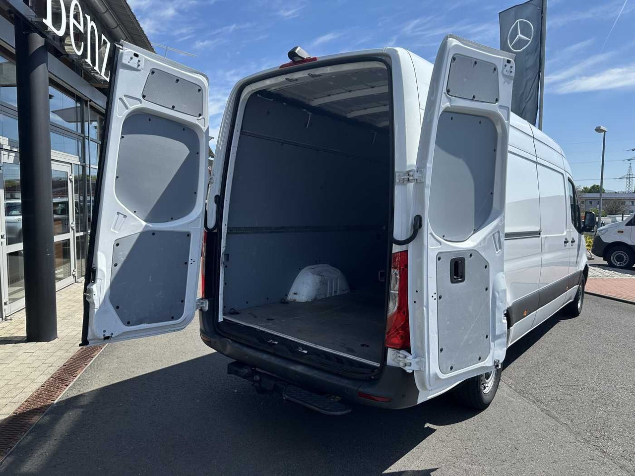 Furgón Mercedes-Benz Sprinter 315 CDI 4325 9G AHK Klima 360 Standheiz: foto 6