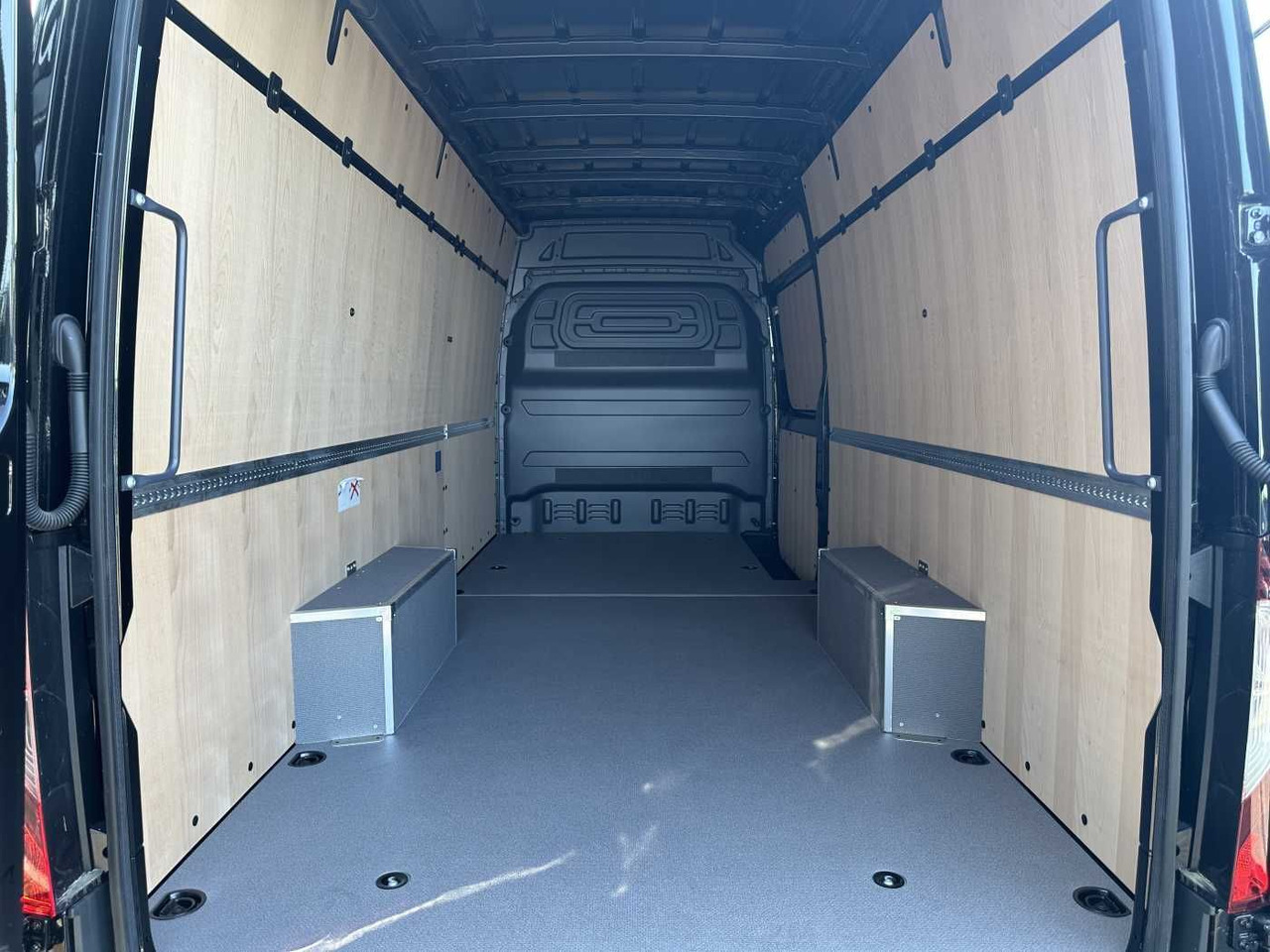 Furgón Mercedes-Benz Sprinter 319 CDI 4325 AHK DISTRONIC 360 Klima: foto 7