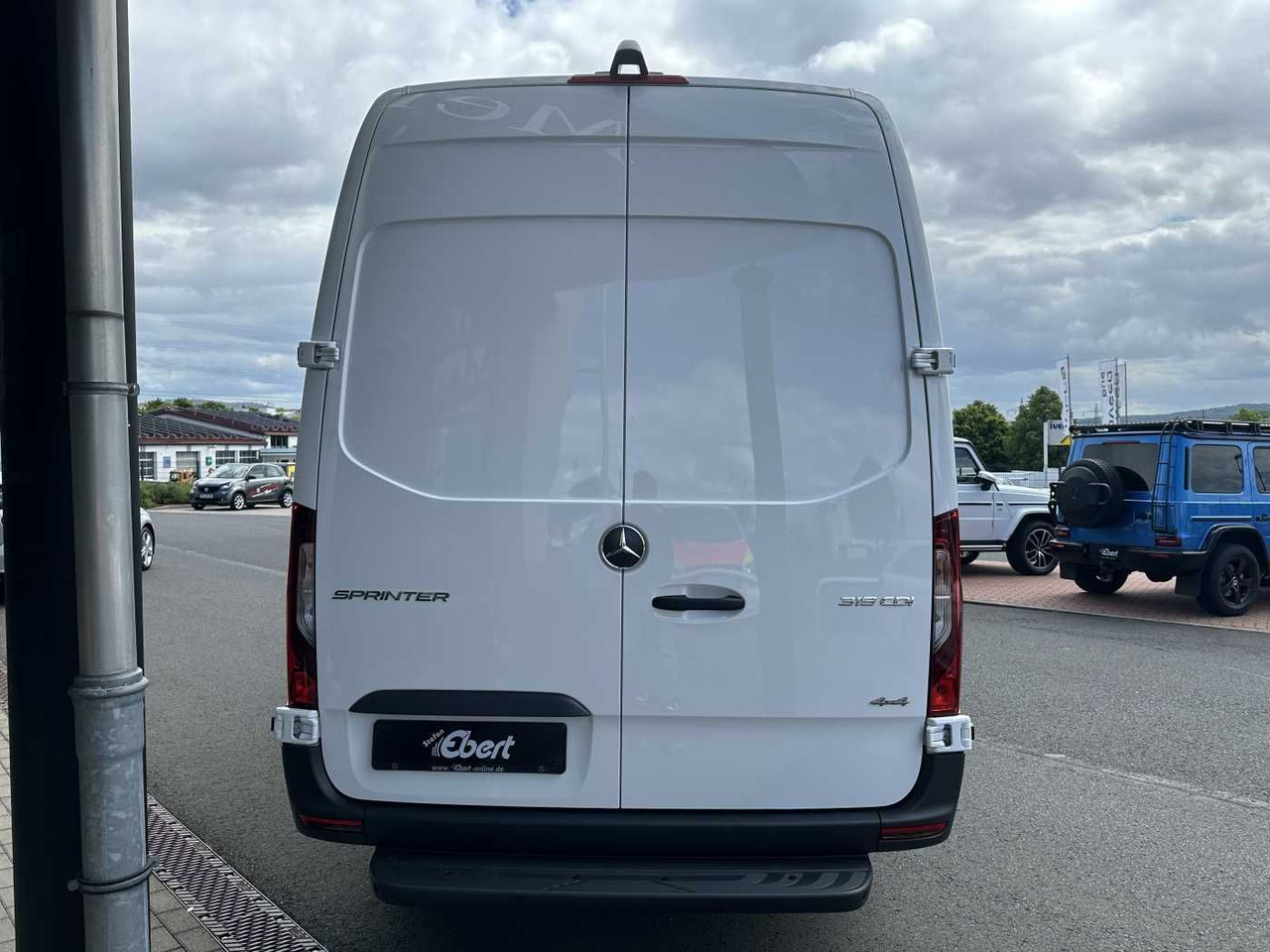 Mercedes-Benz Sprinter 319 CDI 4x4 4325 Kamera LED SHZ MBUX - Furgón: foto 5 Mercedes-Benz Sprinter 319 CDI 4x4 4325 Kamera LED SHZ MBUX - Furgón: foto 5