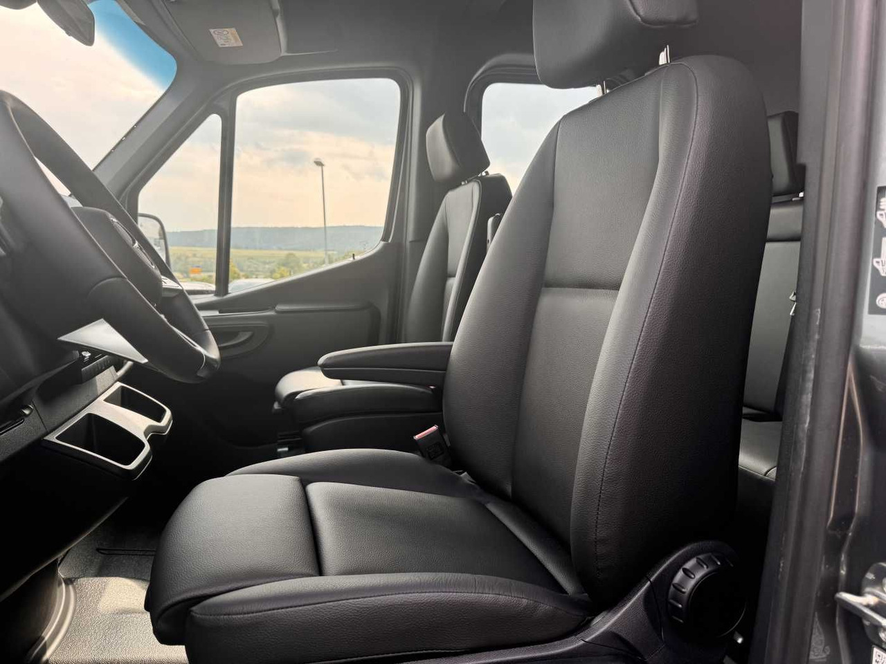 Furgoneta con lona, Furgoneta combi Mercedes-Benz Sprinter 319 CDI 4x4 DoKa AHK3,5 Klima Kamera: foto 9