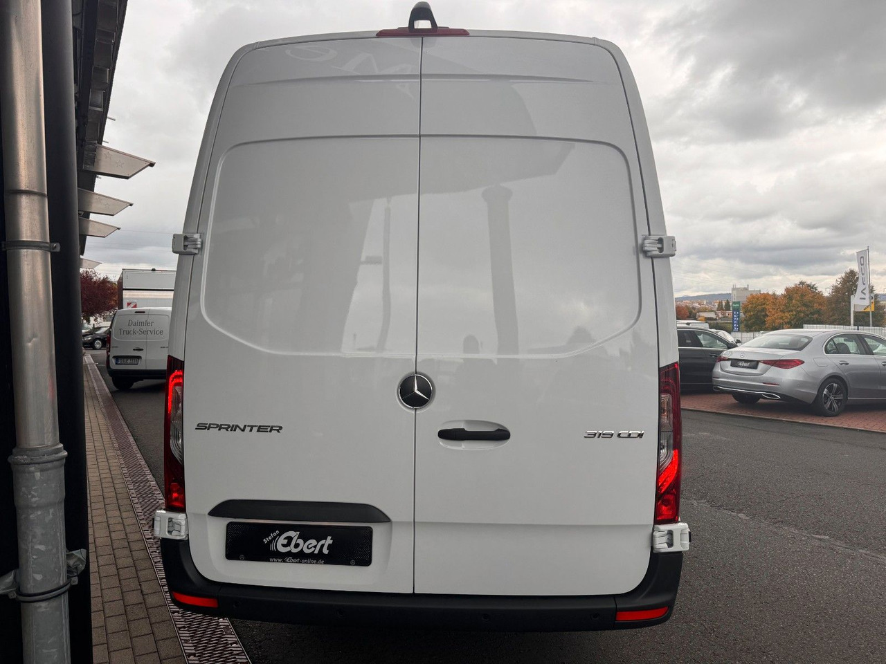 Mercedes-Benz Sprinter 319 CDI Extralang DISTRONIC Kamera LED - Furgón: foto 5 Mercedes-Benz Sprinter 319 CDI Extralang DISTRONIC Kamera LED - Furgón: foto 5