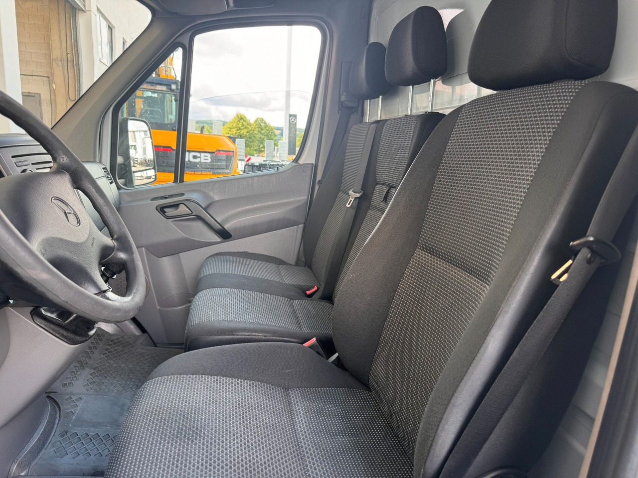Leasing de  Mercedes-Benz Sprinter 516 CDI 4325 Möbelkoffer Treppe Mercedes-Benz Sprinter 516 CDI 4325 Möbelkoffer Treppe: foto 10