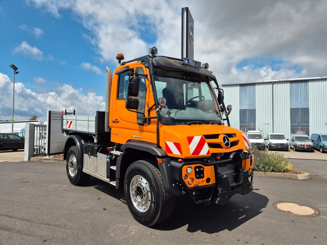 Mercedes-Benz Unimog U435 4x4 Kipper Vario-Pilot Hydrostat - Camión volquete: foto 3 Mercedes-Benz Unimog U435 4x4 Kipper Vario-Pilot Hydrostat - Camión volquete: foto 3
