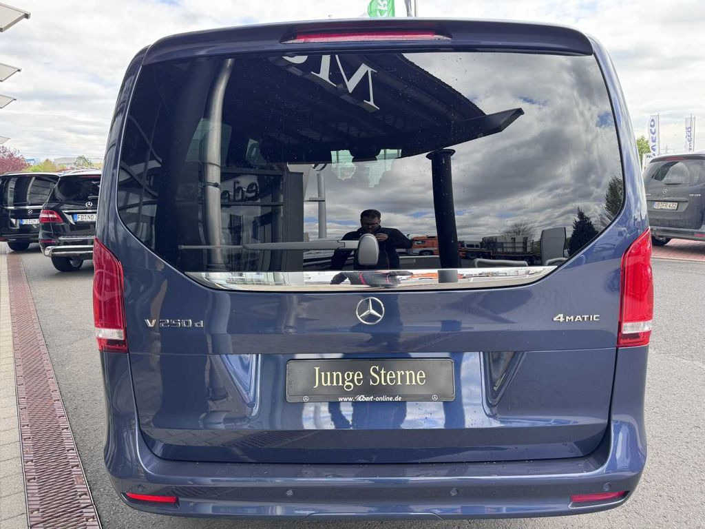 Mercedes-Benz V 250 d EDITION 4MATIC AMG DISTRONIC AHK Tisch - Minibús, Furgoneta de pasajeros: foto 5 Mercedes-Benz V 250 d EDITION 4MATIC AMG DISTRONIC AHK Tisch - Minibús, Furgoneta de pasajeros: foto 5