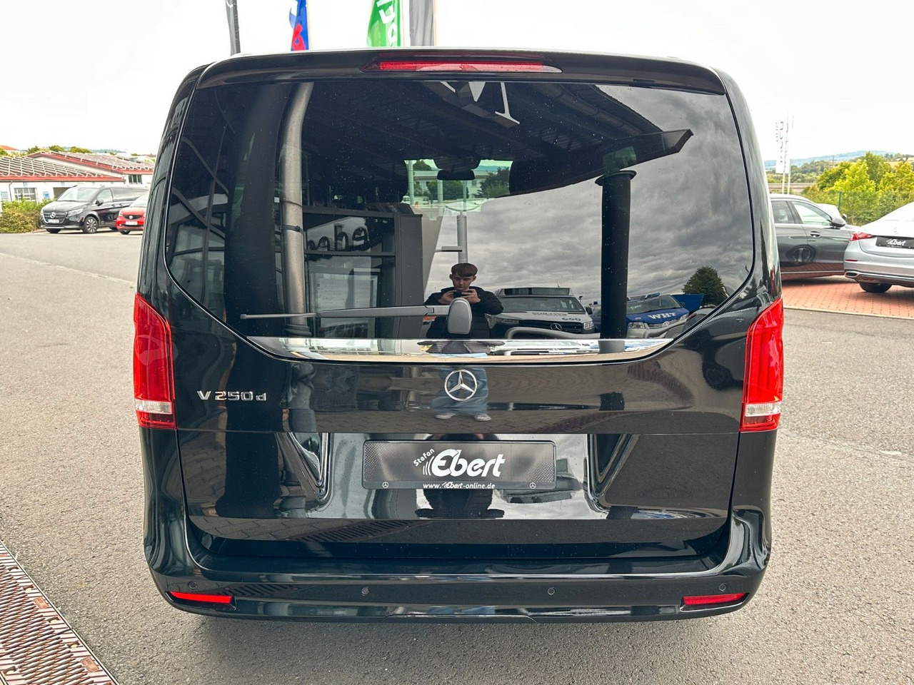 Mercedes-Benz V 250 d EDITION AMG Kompakt ILS elektr Türen - Coche familiar: foto 5 Mercedes-Benz V 250 d EDITION AMG Kompakt ILS elektr Türen - Coche familiar: foto 5