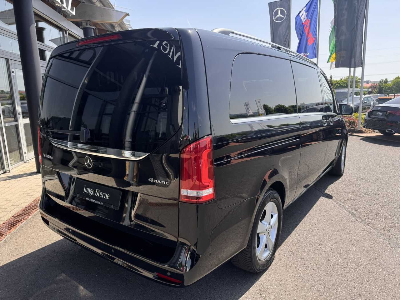 Mercedes-Benz V 300 d 4MATIC AVA 3430 AHK2,5 DISTRONIC 360 - Coche: foto 4 Mercedes-Benz V 300 d 4MATIC AVA 3430 AHK2,5 DISTRONIC 360 - Coche: foto 4