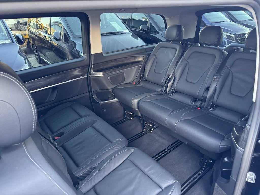Minibús, Furgoneta de pasajeros Mercedes-Benz V 300 d AVA 4MATIC 3430 DISTRONIC AHK2,5 360: foto 7