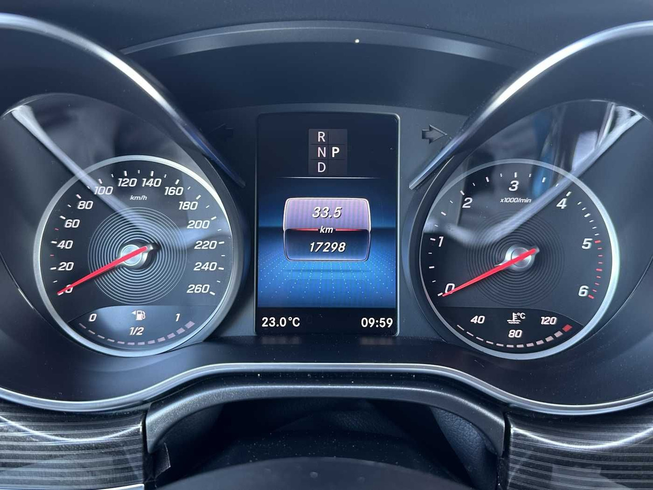 Coche Mercedes-Benz V 300 d AVA ED 6Sitze Burmester 360Kamera el Tür: foto 12 Coche Mercedes-Benz V 300 d AVA ED 6Sitze Burmester 360Kamera el Tür: foto 12