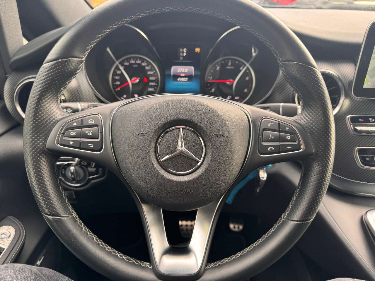 Leasing de  Mercedes-Benz V 300 d AVA ED AMG AHK2,5to DISTRONIC Mercedes-Benz V 300 d AVA ED AMG AHK2,5to DISTRONIC: foto 17