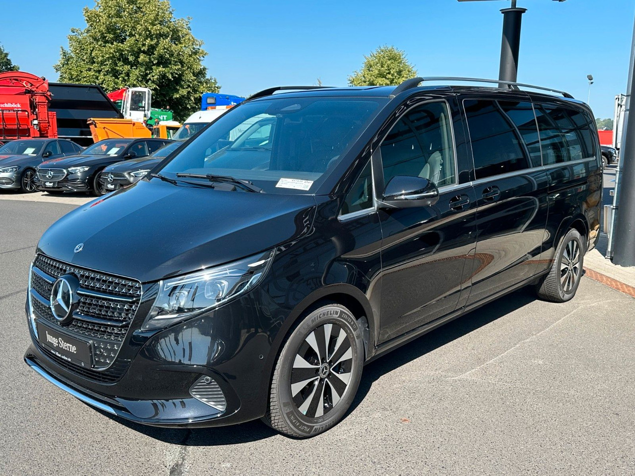 Mercedes-Benz V 300 d AVANTGARDE Extralang 360Kamera 8Sitze - Coche familiar: foto 3 Mercedes-Benz V 300 d AVANTGARDE Extralang 360Kamera 8Sitze - Coche familiar: foto 3