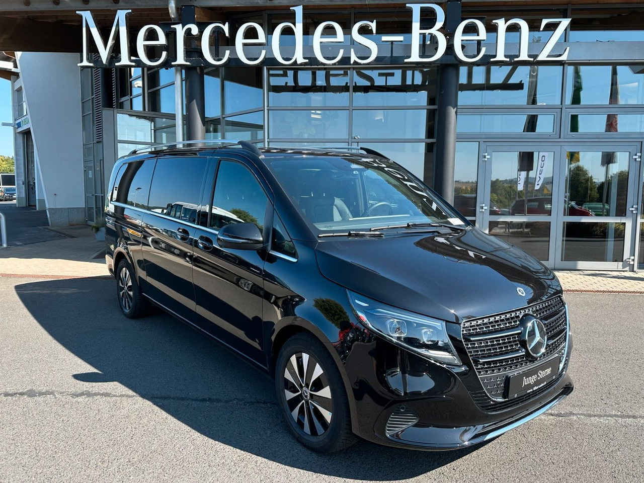 Mercedes-Benz V 300 d AVANTGARDE Extralang 360Kamera 8Sitze - Coche familiar: foto 1 Mercedes-Benz V 300 d AVANTGARDE Extralang 360Kamera 8Sitze - Coche familiar: foto 1