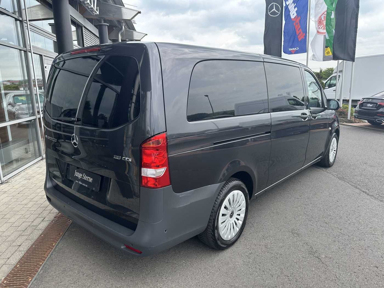 Mercedes-Benz Vito 116 CDI Tourer 3430 9G 2xKlima Kamera - Coche: foto 4 Mercedes-Benz Vito 116 CDI Tourer 3430 9G 2xKlima Kamera - Coche: foto 4